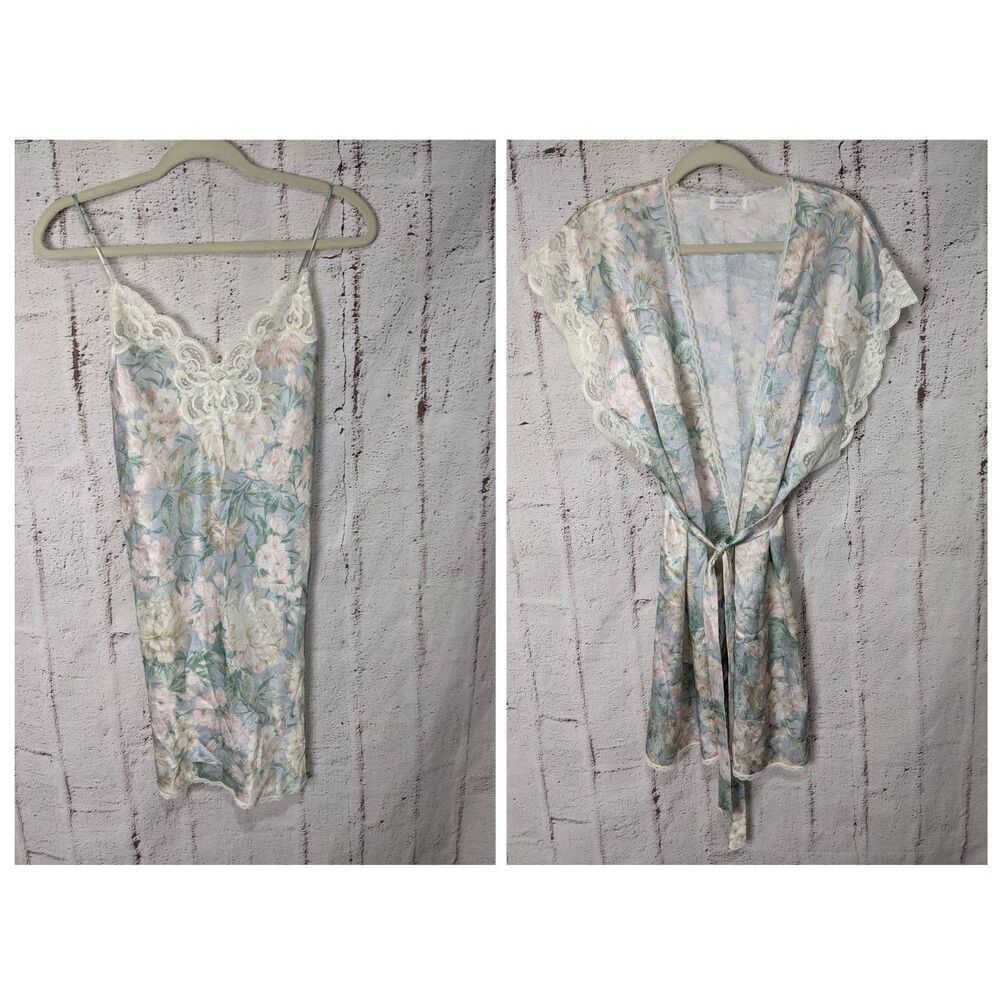 Vintage Lucie Ann Pastel Pink Blue Floral Robe Short Lace Kimono and Nightgown s